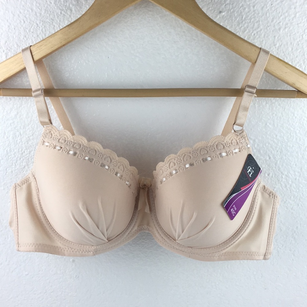 Cream/ Nude Bra